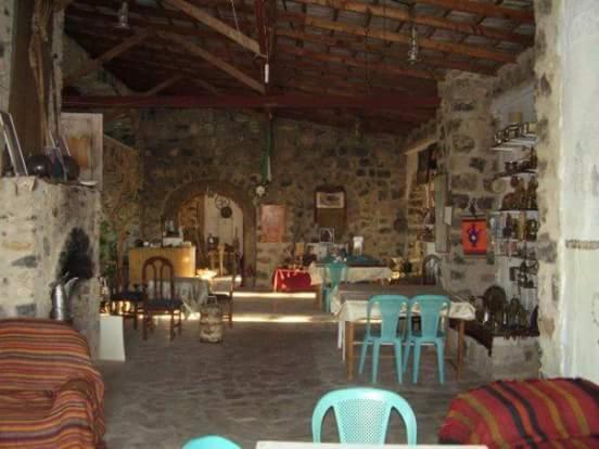 Trajan Guest House Al-Mughayer Экстерьер фото