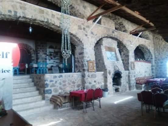 Trajan Guest House Al-Mughayer Экстерьер фото