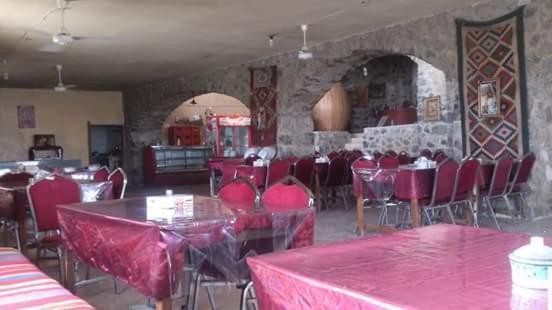 Trajan Guest House Al-Mughayer Экстерьер фото