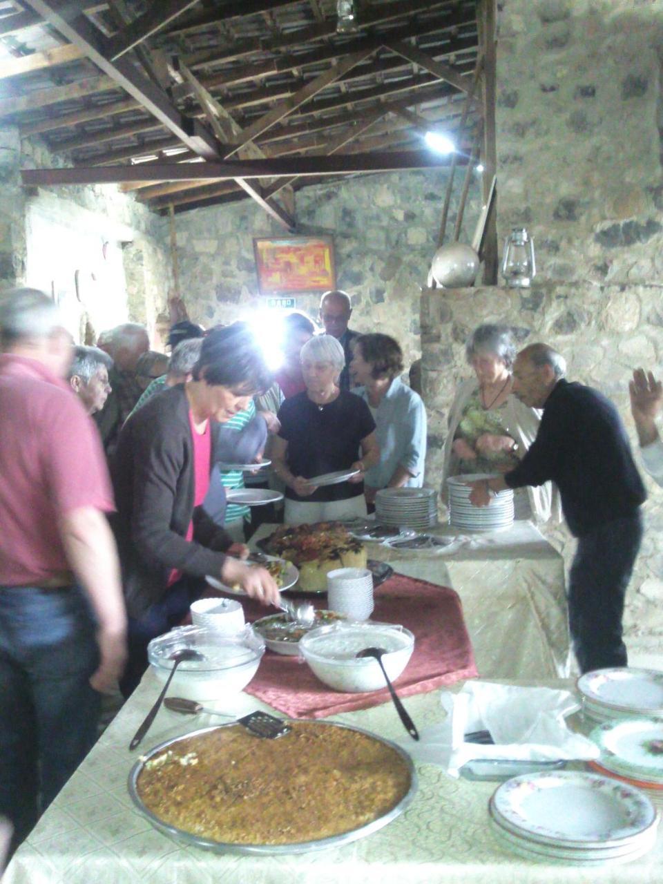 Trajan Guest House Al-Mughayer Экстерьер фото